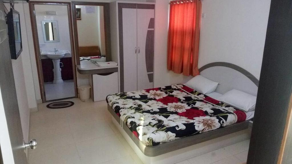 Hotel Sudarshan Nāthdwāra Extérieur photo